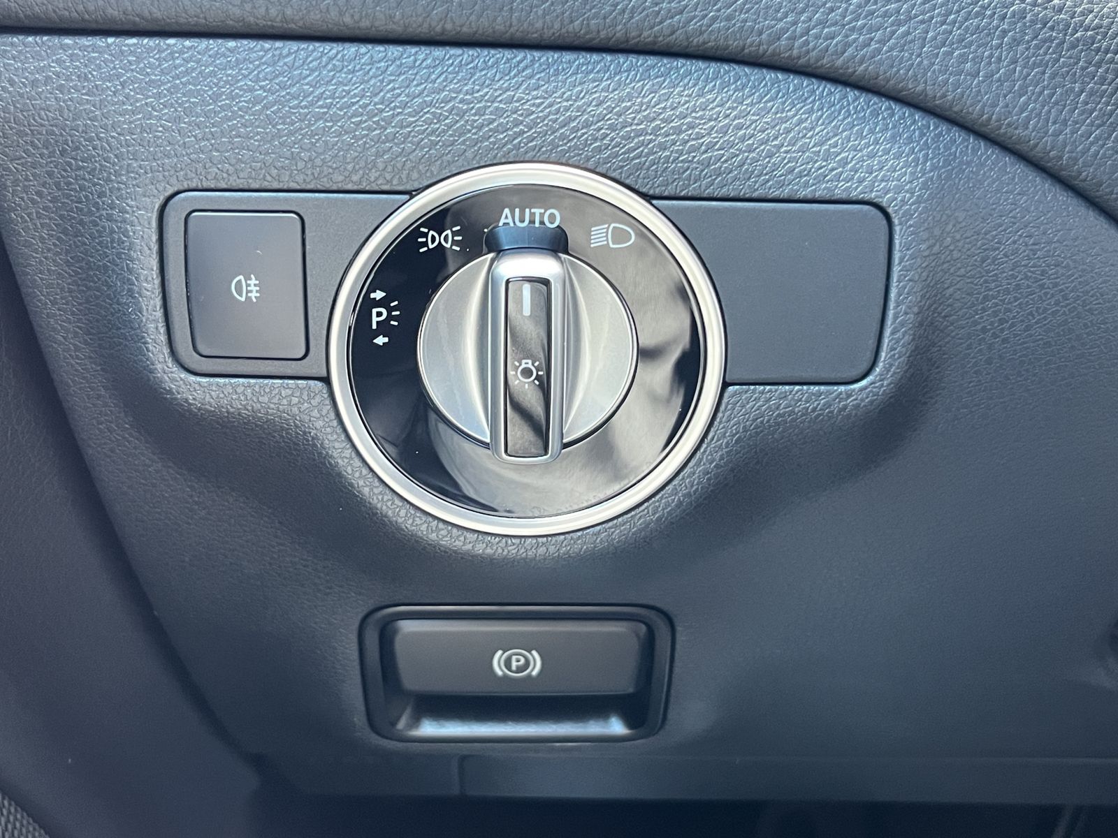 Mercedes-Benz GLA 200*Automatik*AMG Line*LED*SHZ*Kam*PDC*NAVI* foto 19