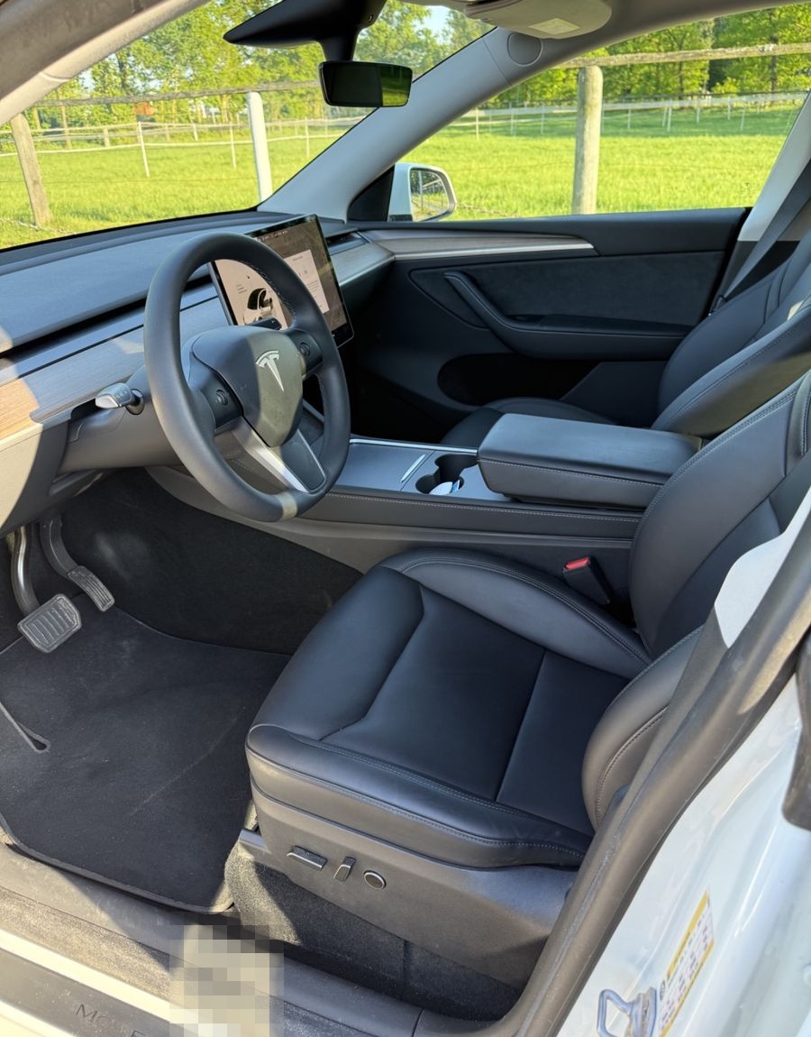 Tesla Model Y Long Range Dual Motor AWD Long Range foto 6