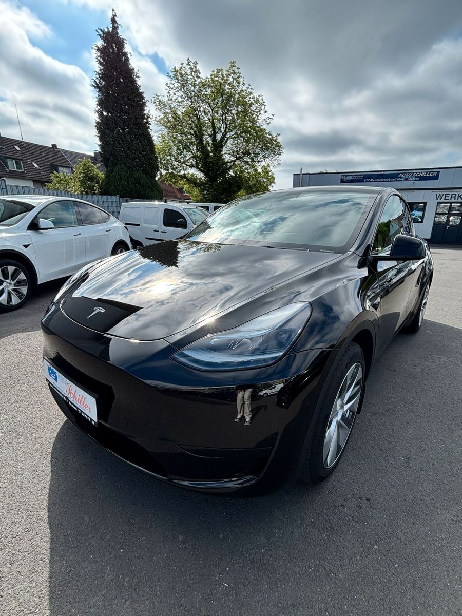 Tesla Model Y Basis RWD # black # AHK # MWST. foto 1