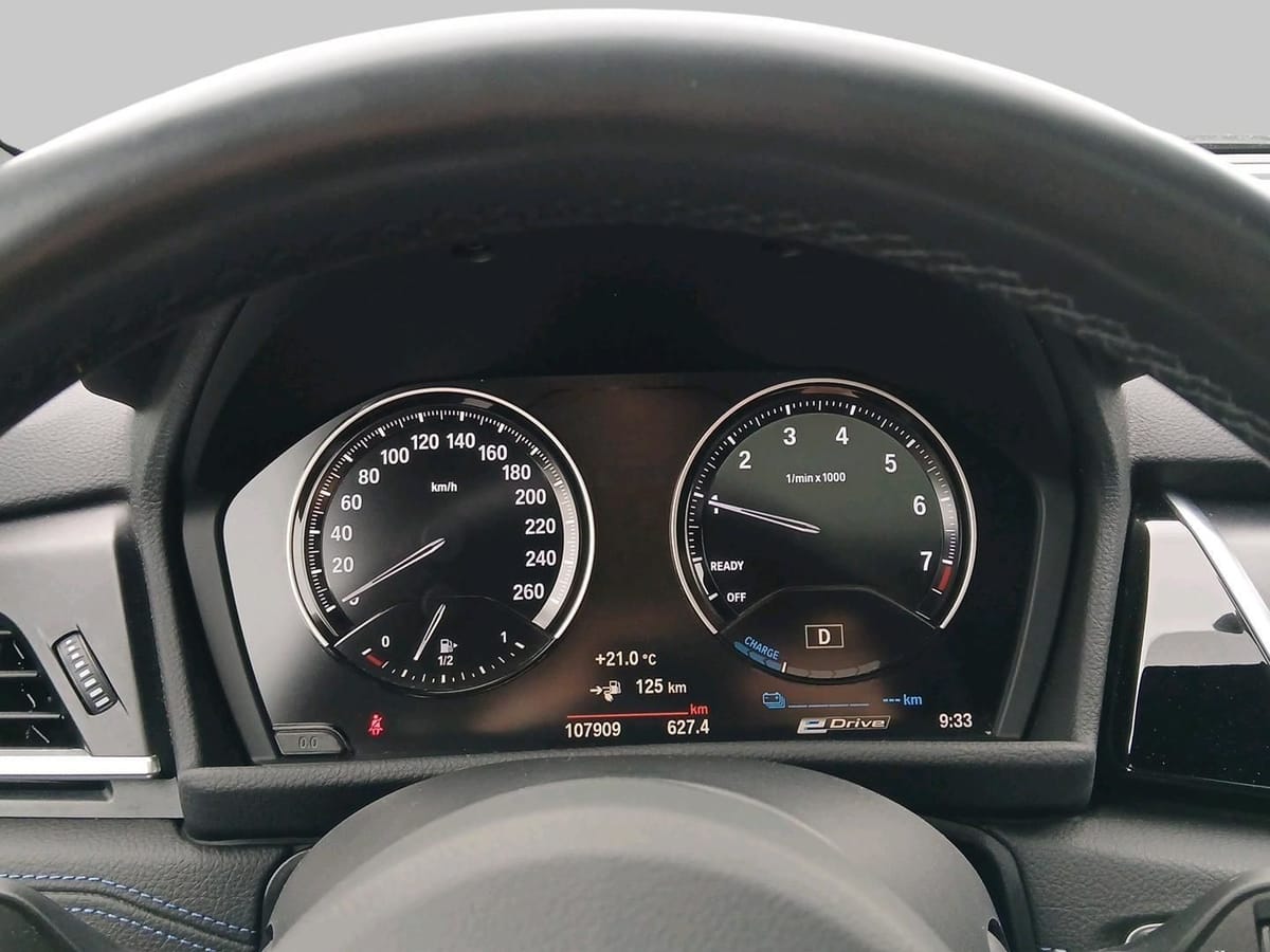 BMW 225 Active Tourer xe i Performance M Sport Pano- foto 10