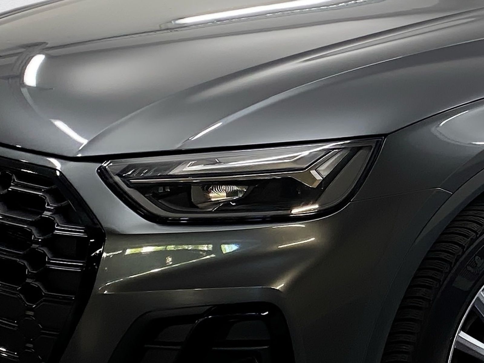 Audi Q5 TFSI e S line S line 50 TFSI e quattro 220(29 foto 13