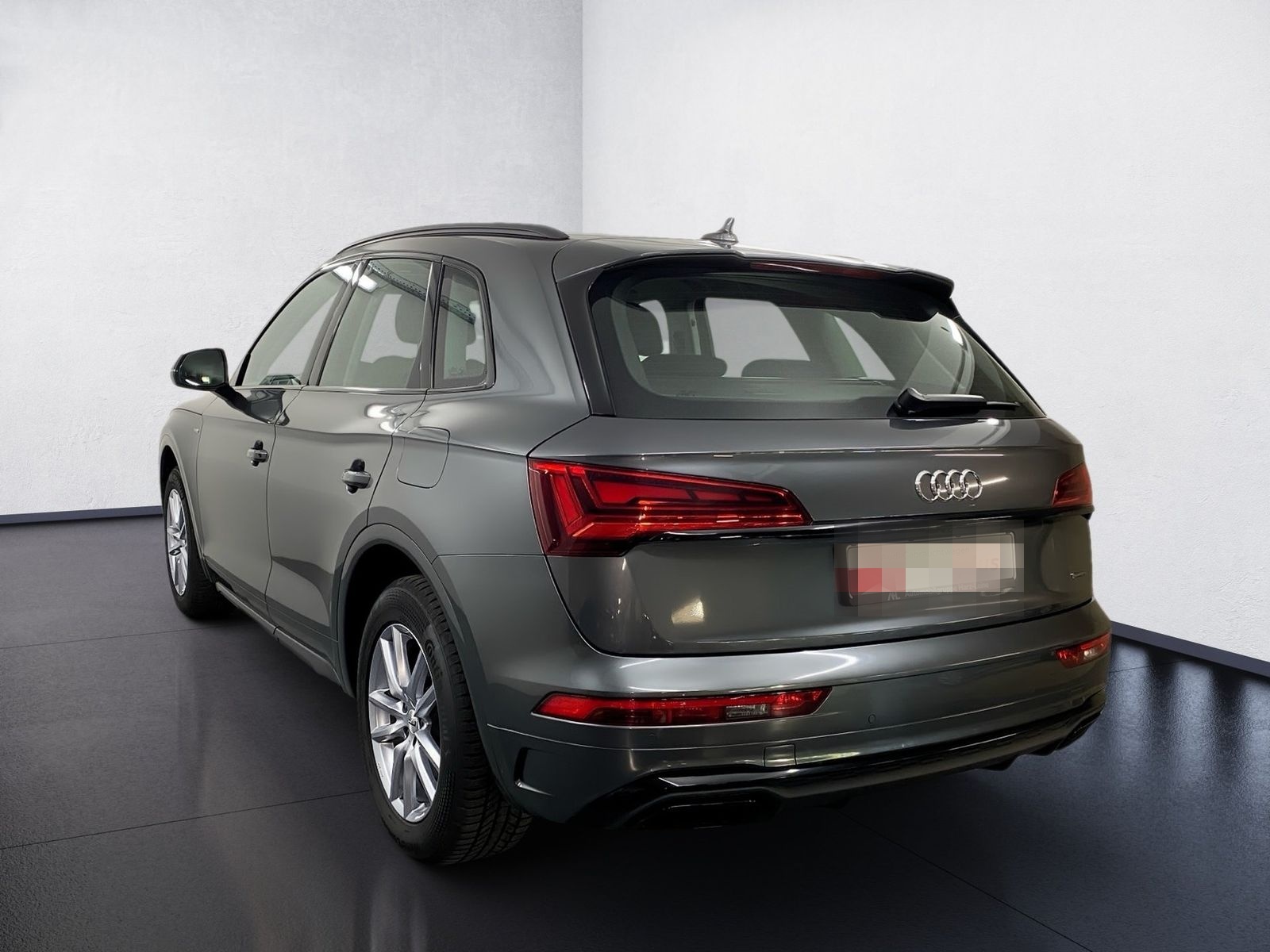 Audi Q5 TFSI e S line S line 50 TFSI e quattro 220(29 foto 4