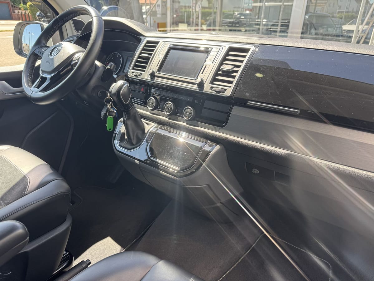 Volkswagen T6 Multivan 70 Jahre Bulli AHK Standheizung LED foto 4