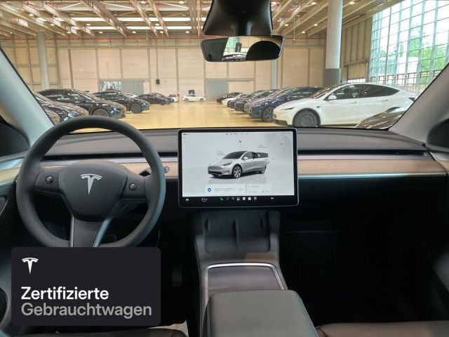 Tesla Model Y Rear-Wheel Drive foto 14