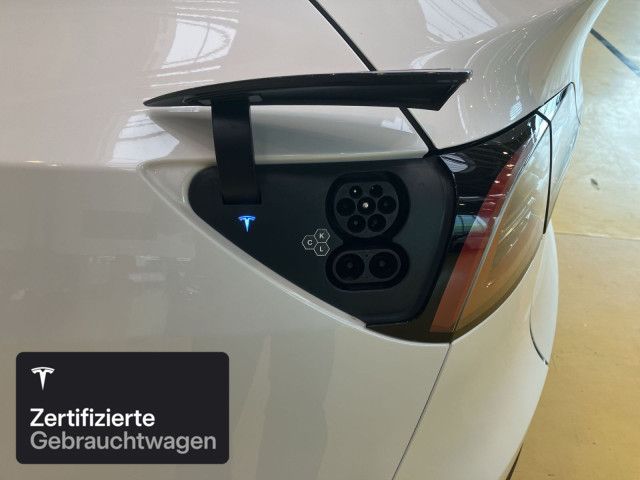Tesla Model Y Rear-Wheel Drive foto 19