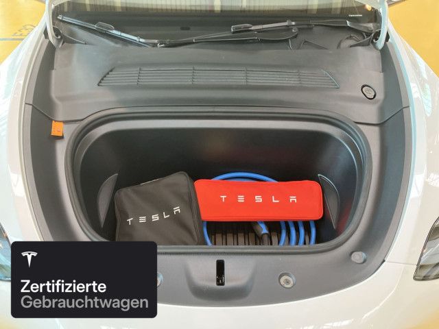 Tesla Model Y Rear-Wheel Drive foto 8
