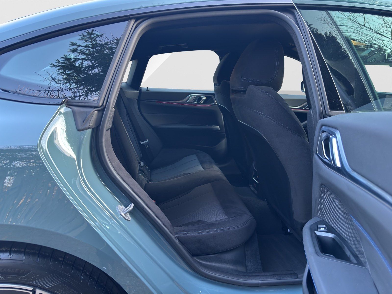 BMW 420i Gran Coupé M Sport | 360°Kamera | DAB | Hea foto 13