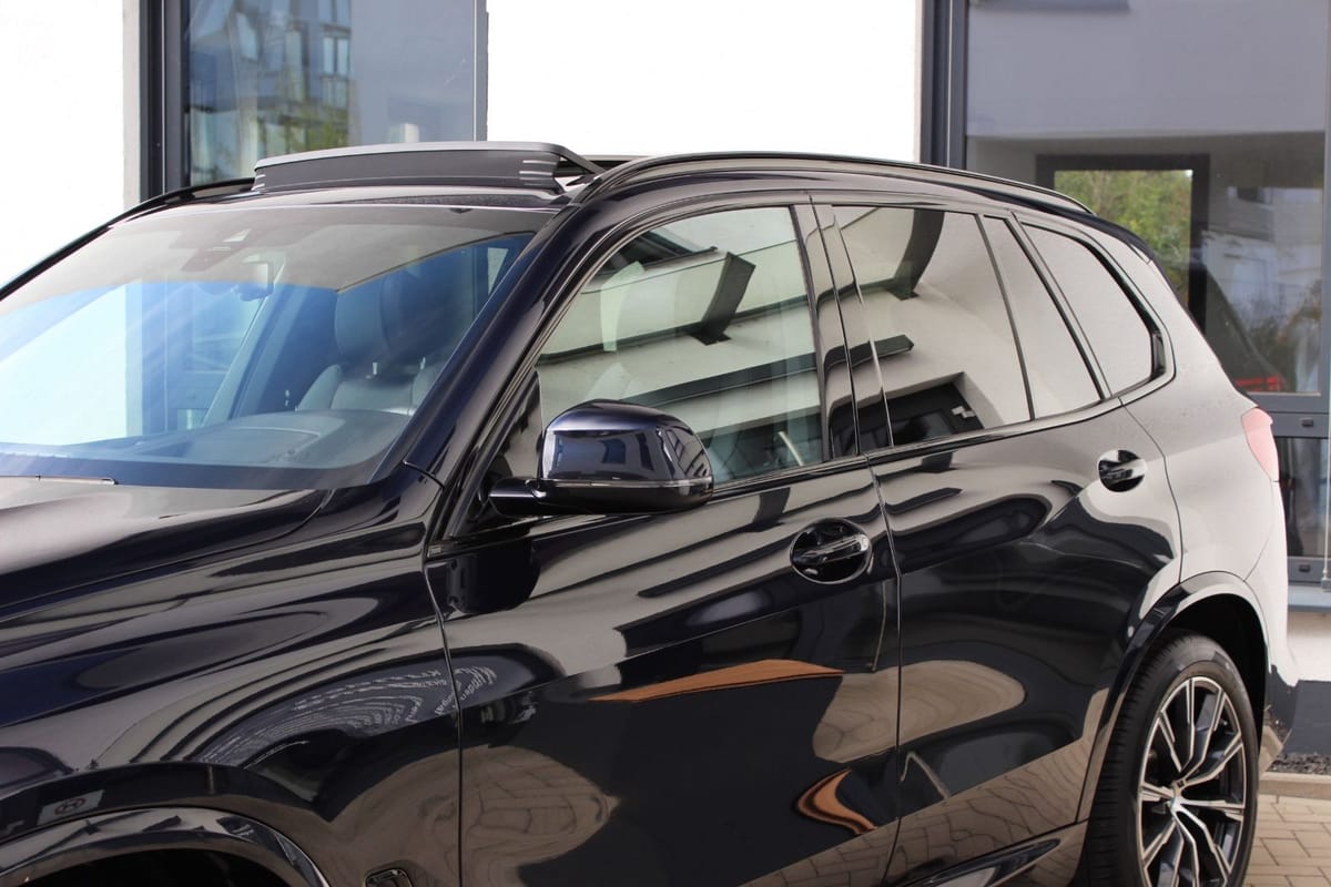 BMW X5 xDrive 25d M-PAKET PANO-HUD-AHK-KEYLESS 1-HD foto 8