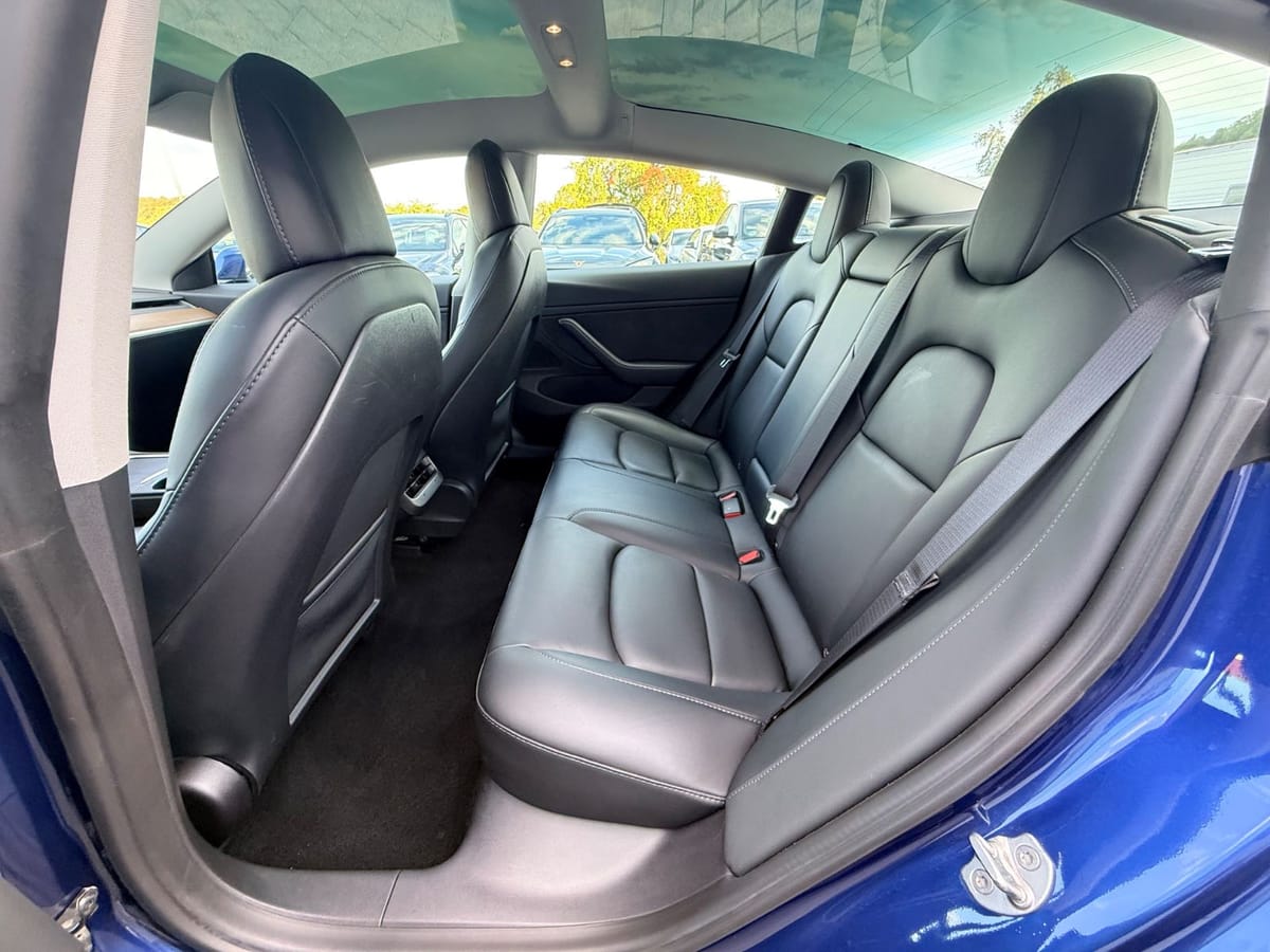 Tesla Model 3 Long Range AWD | AHK | REFRESH | 19 Inch foto 12