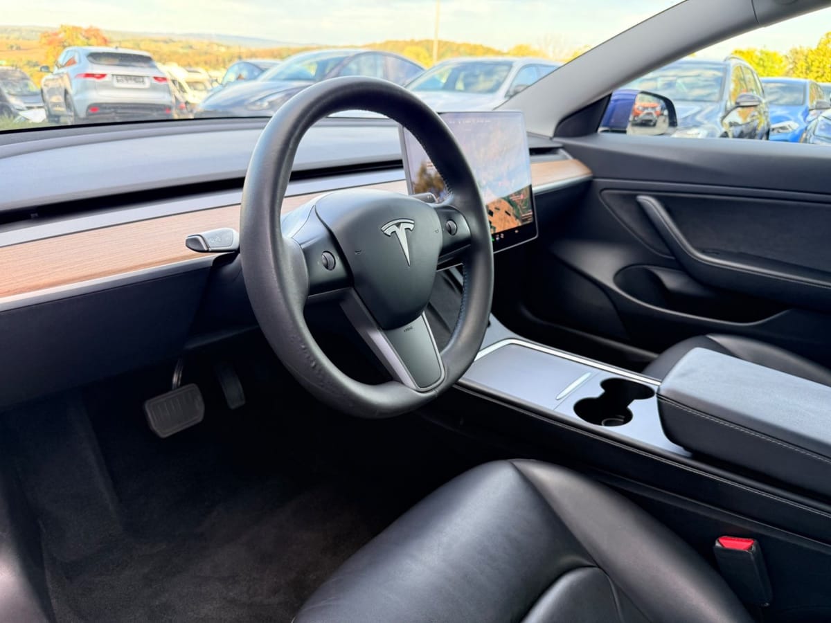 Tesla Model 3 Long Range AWD | AHK | REFRESH | 19 Inch foto 9