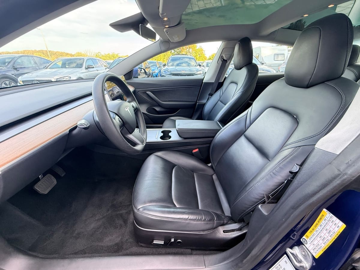 Tesla Model 3 Long Range AWD | AHK | REFRESH | 19 Inch foto 10