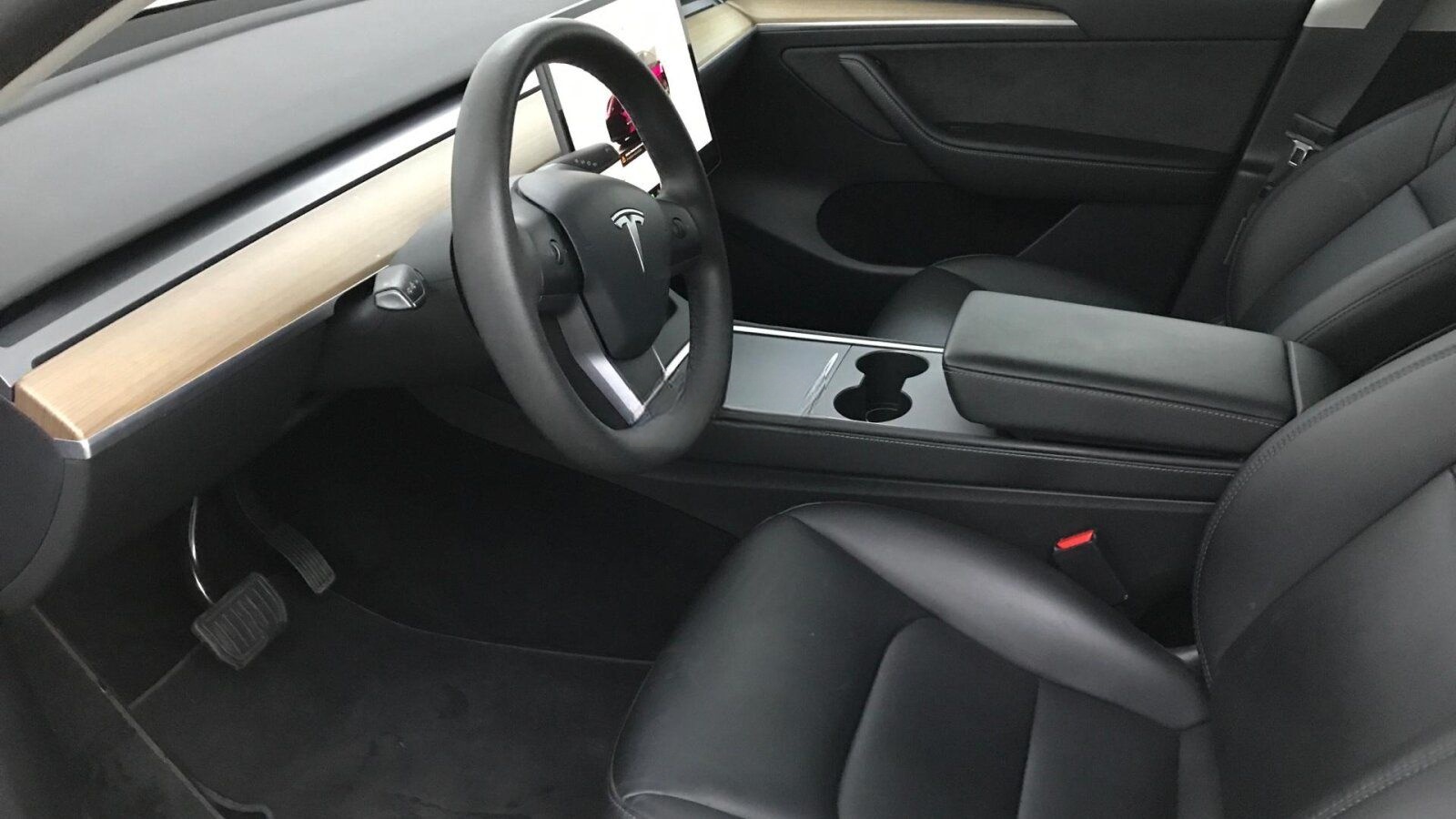 Tesla Model Y Long Range Dual Motor A.pilot Pr. Int. foto 6
