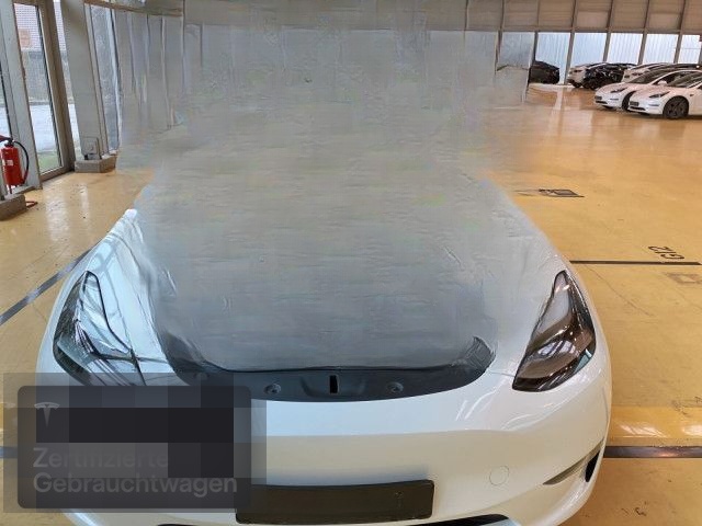 Tesla Model Y Long Range AWD foto 8