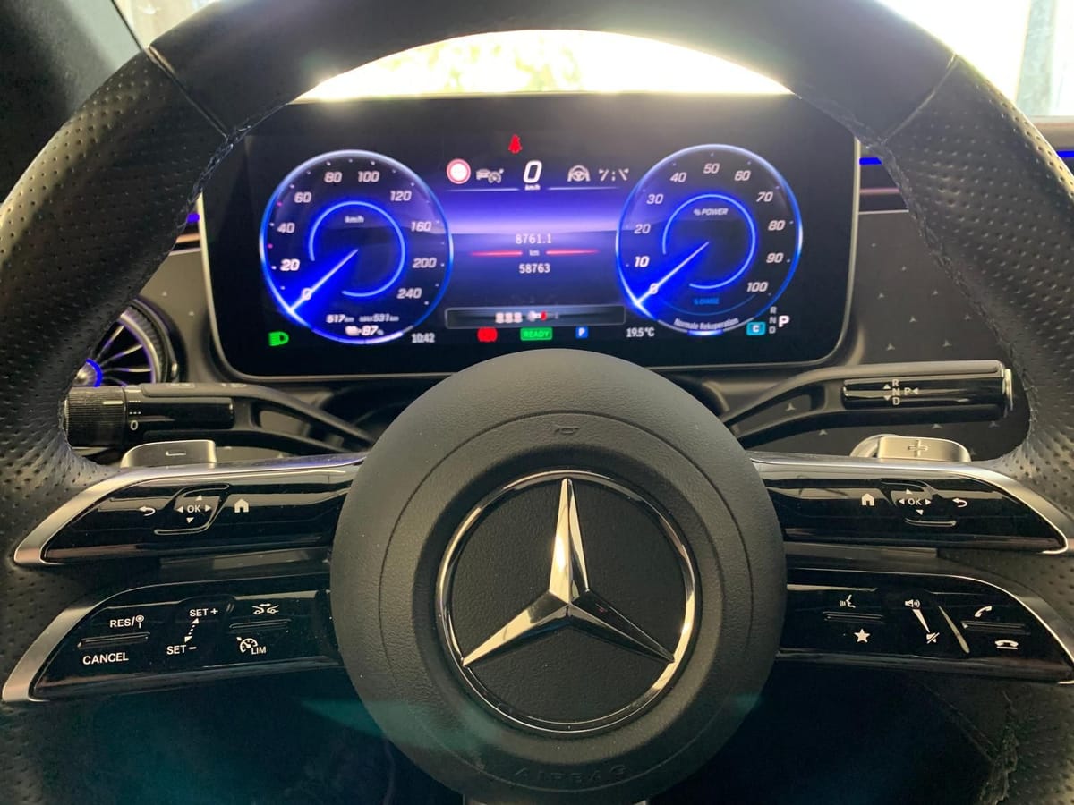 Mercedes-Benz EQE 500 4M AMG Line DigiLight FahrP 360° Memory foto 13