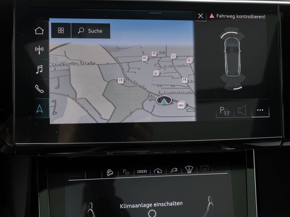 Audi e-tron 55 quattro advanced PANORAMA LUFTFEDERUNG foto 14