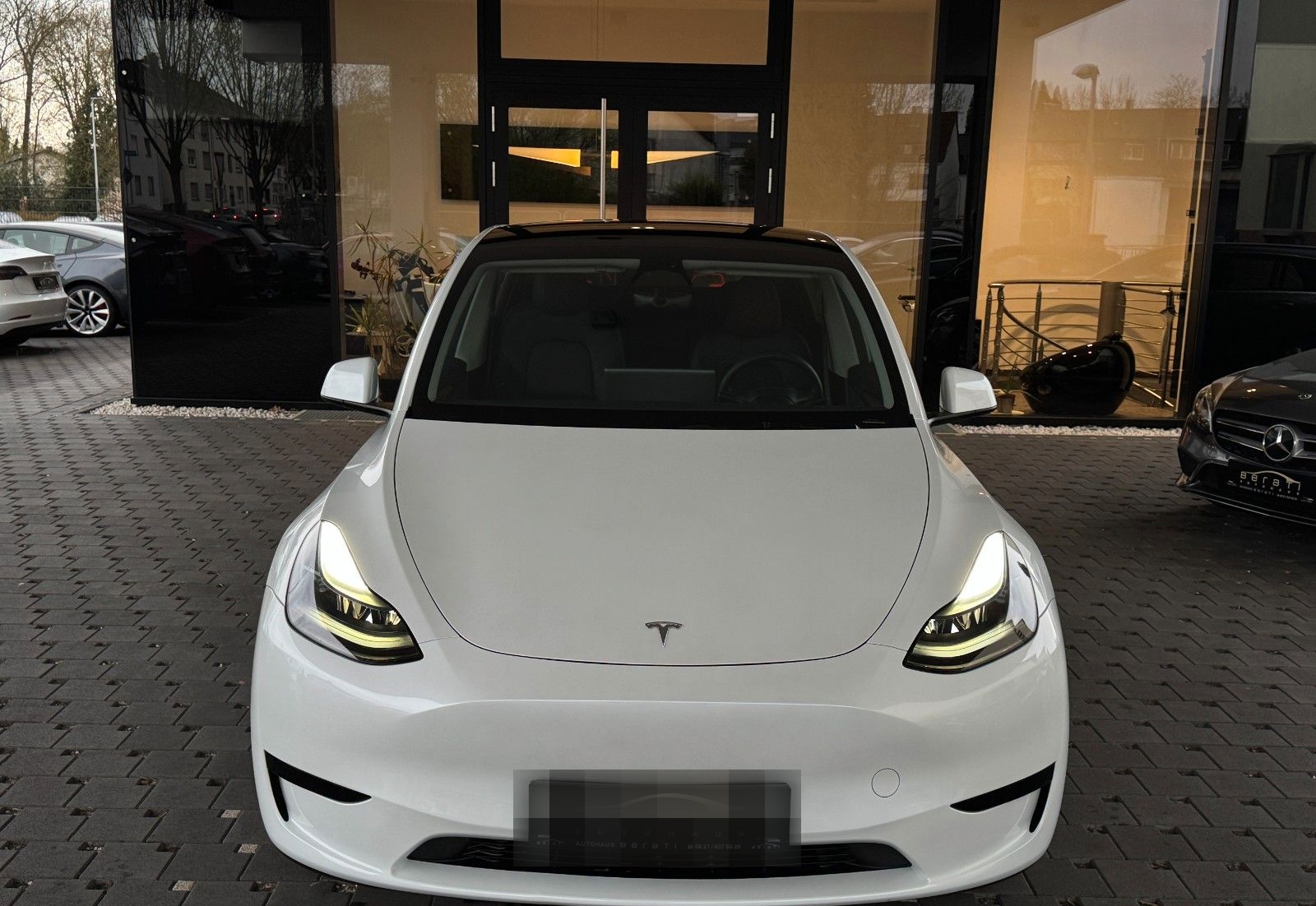 Tesla Model Y Premium Long Range Dual AWD|1.H|SoH 92% foto 15
