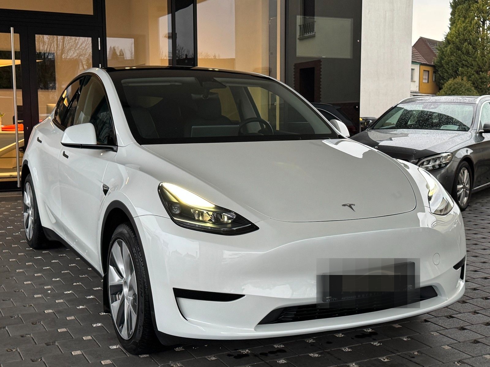 Tesla Model Y Premium Long Range Dual AWD|1.H|SoH 92% foto 16