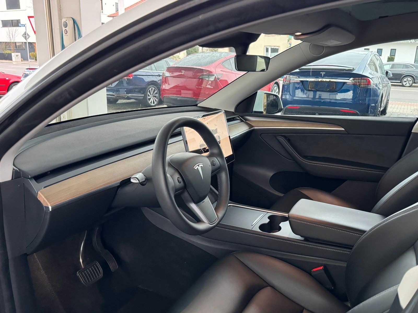Tesla Model Y Premium Long Range Dual AWD|1.H|SoH 92% foto 18