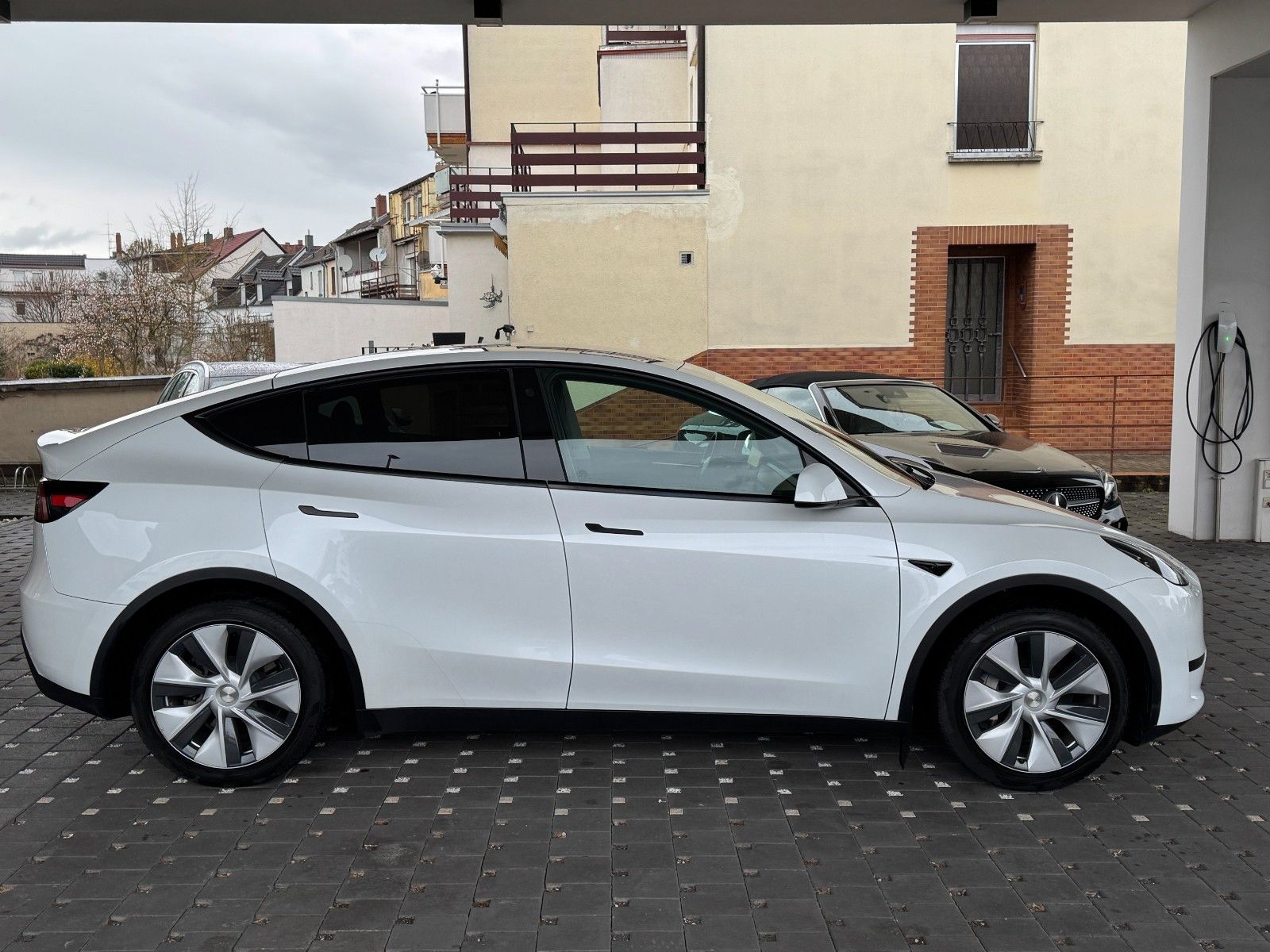 Tesla Model Y Premium Long Range Dual AWD|1.H|SoH 92% foto 9