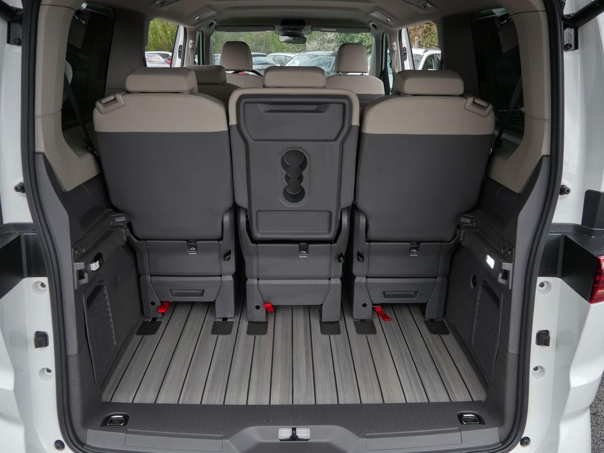 Volkswagen T7 Multivan Langversion Life 2.0 TDI LÜ*7Sitze* foto 24