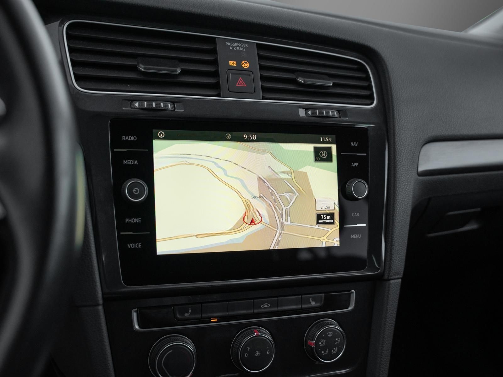 Volkswagen Golf Comfortline AHK Business-Paket Premium ACC foto 18