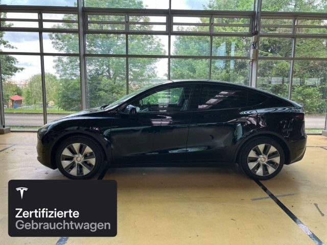 Tesla Model Y Rear-Wheel Drive foto 4