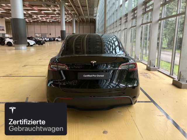 Tesla Model Y Rear-Wheel Drive foto 6