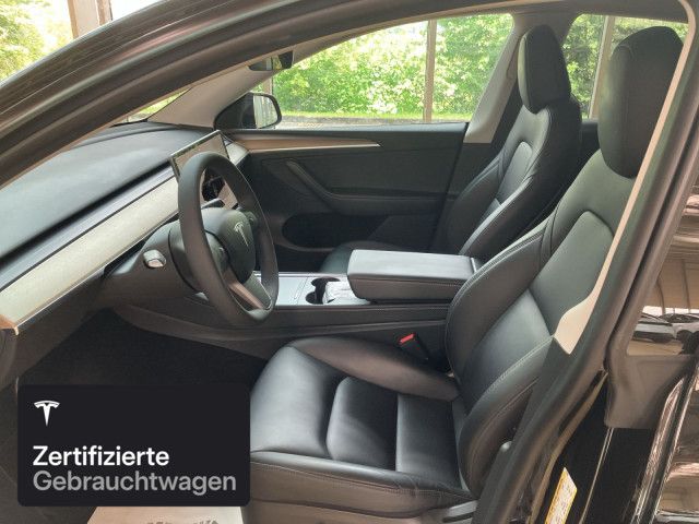 Tesla Model Y Rear-Wheel Drive foto 10
