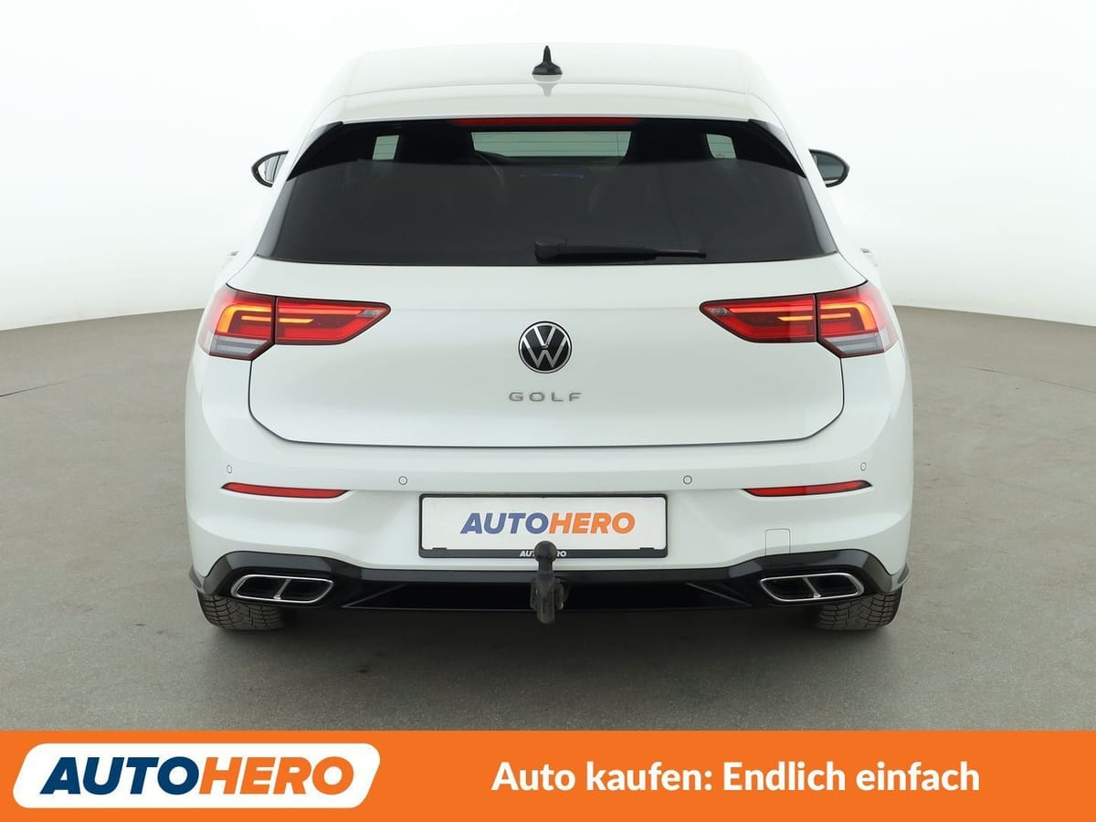 Volkswagen Golf VIII 1.5 eTSI ACT R-Line Aut. NAVI LED ACC foto 5