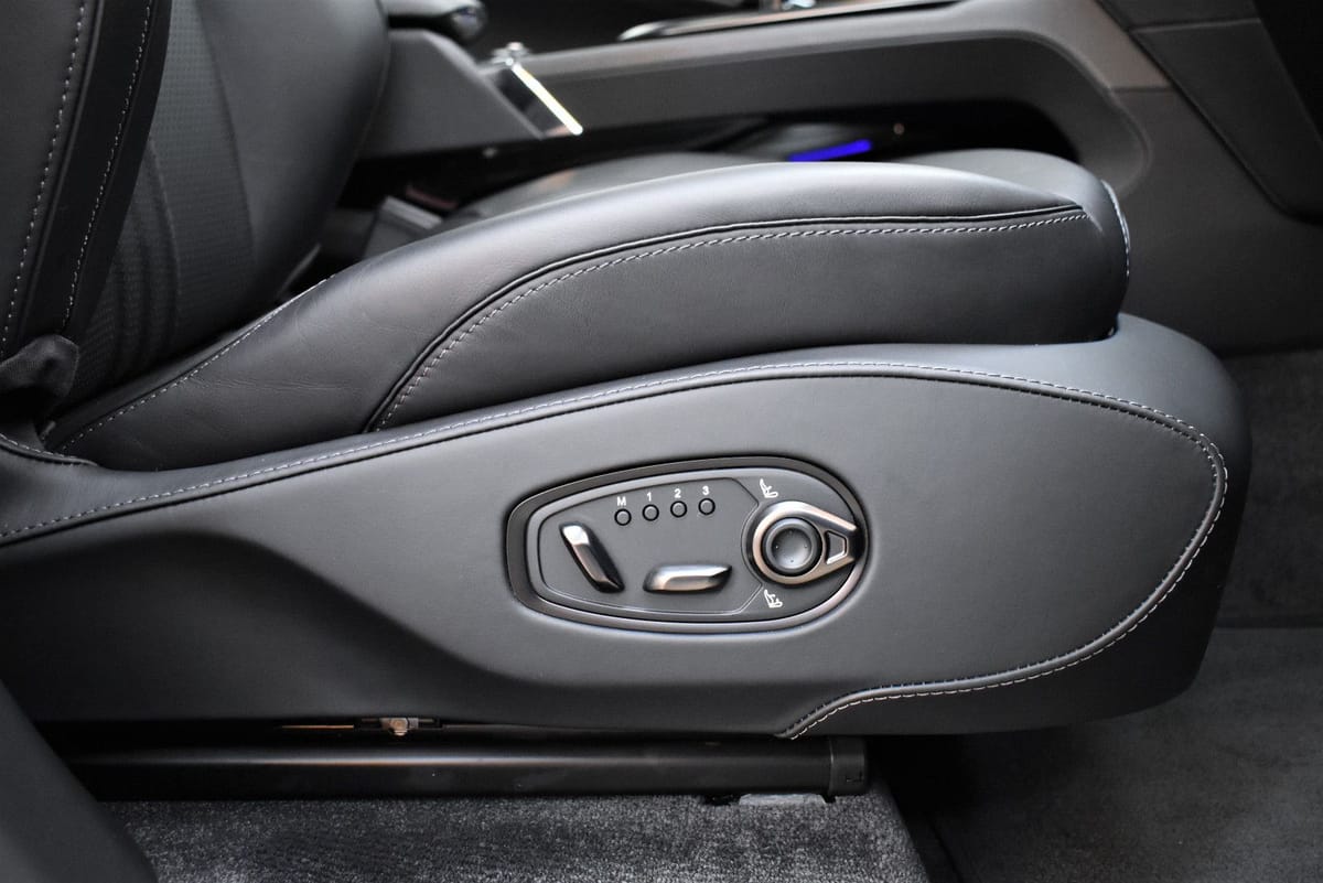 Aston Martin DBX707 4.0 V8+Totwinkel+1.Hand+360°+Nur.34.300km foto 23