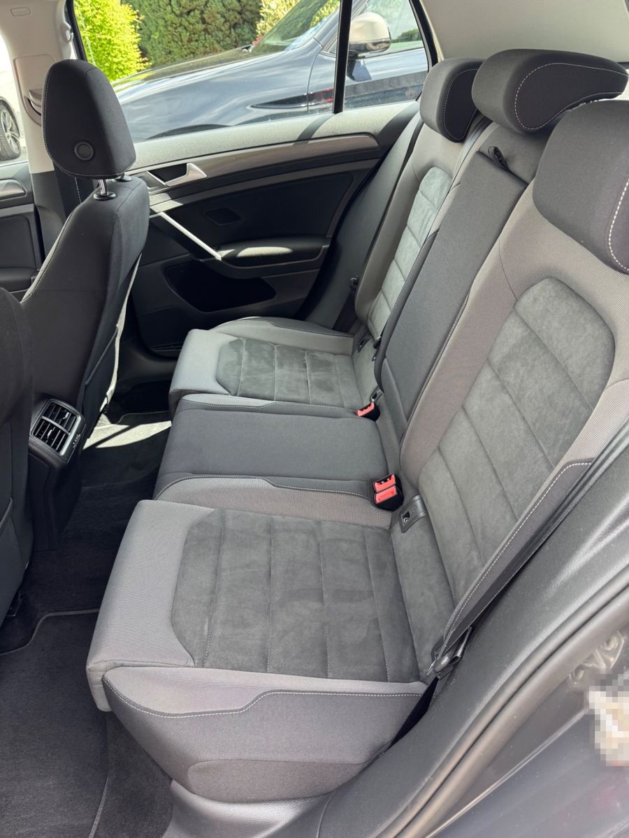 Volkswagen Golf VII Lim. 1.6 TDI *ACC*SHZ*NAVI*Massage foto 14