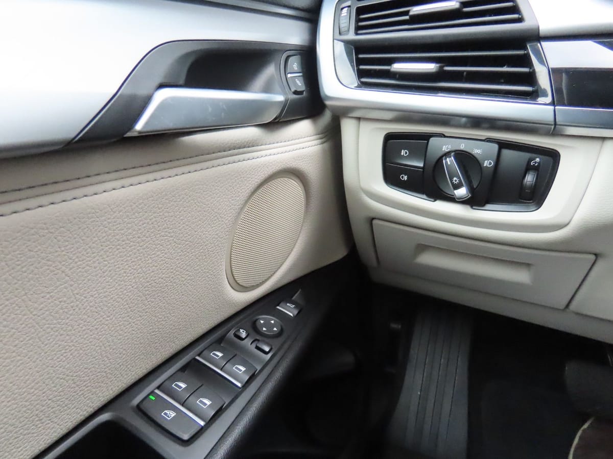BMW X5 xDrive35i HeadUp Kamera Leder Sitzh foto 16