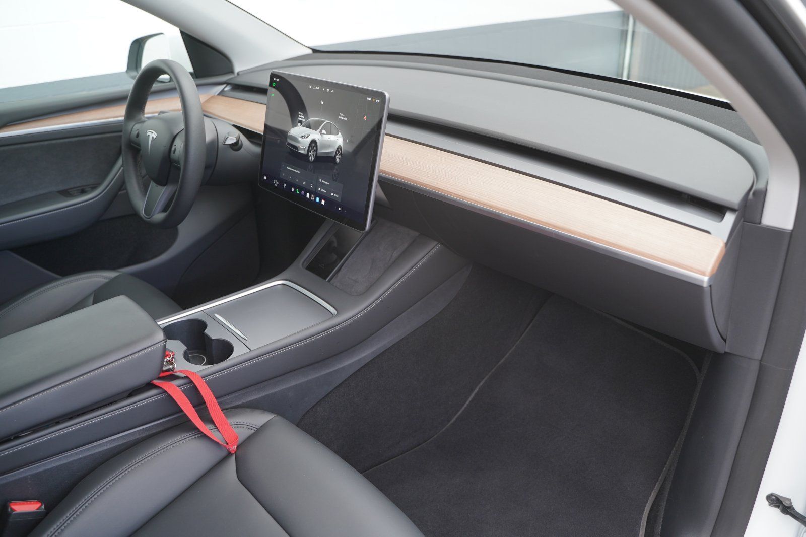 Tesla Model Y Long Range AWD *AHK*Mwst. ausweisbar* foto 13