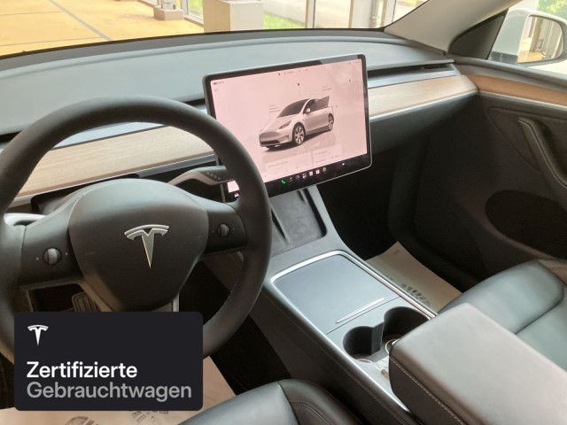 Tesla Model Y Long Range AWD foto 11