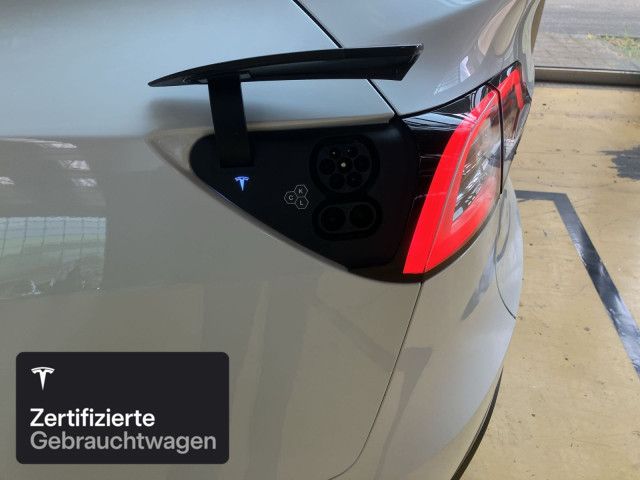 Tesla Model Y Long Range AWD foto 19