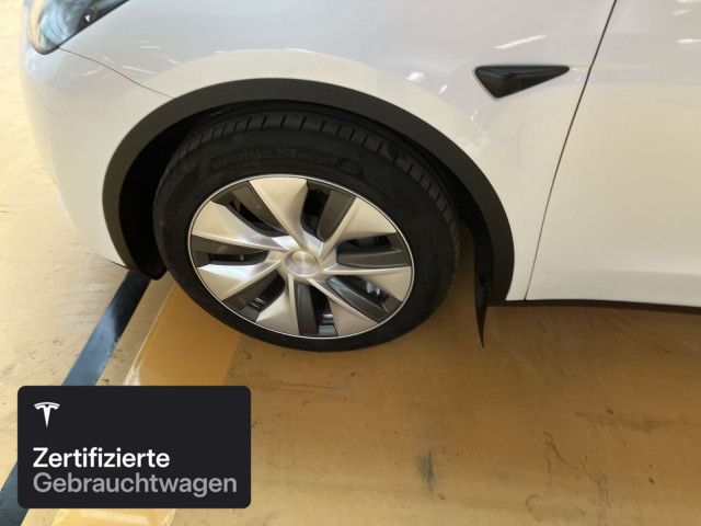 Tesla Model Y Long Range AWD foto 7