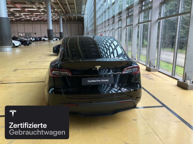 Tesla Model Y Rear-Wheel Drive foto 6