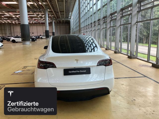 Tesla Model Y Rear-Wheel Drive foto 6