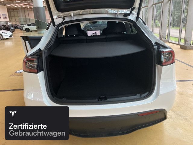 Tesla Model Y Rear-Wheel Drive foto 9