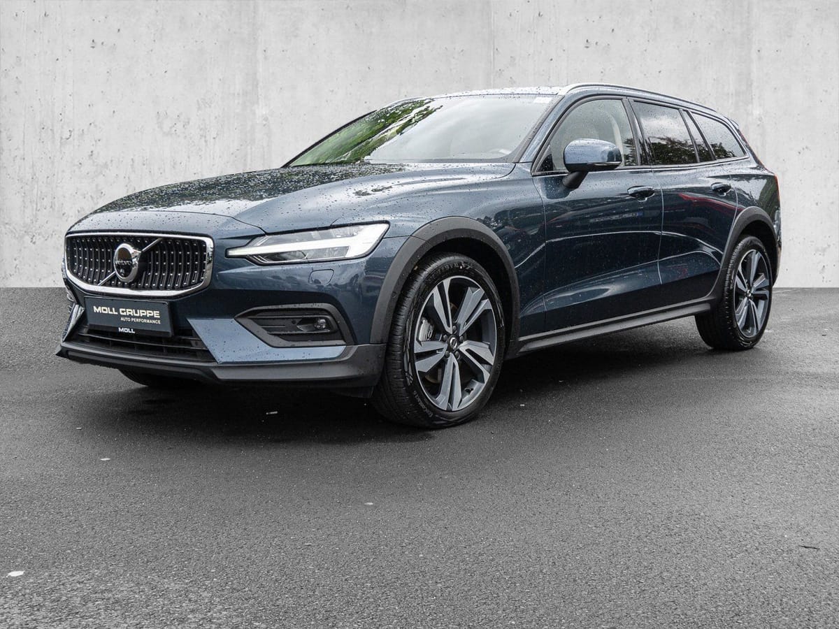 Volvo V60 Cross Country B4 D AWD Ultimate Bright B&W foto 2