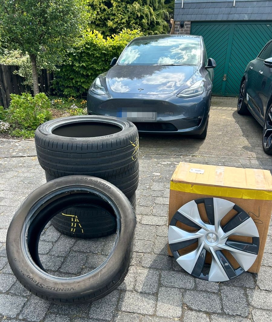Tesla Model Y Long Range AWD Dual Motor foto 13