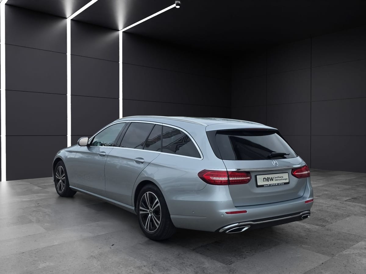 Mercedes-Benz E 300 d Avantgarde 4Matic T-Modell Navi Rückfahr foto 2