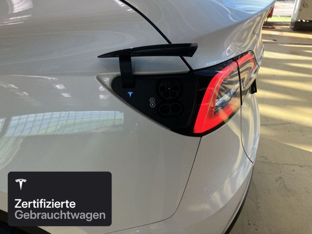 Tesla Model Y Long Range AWD foto 19