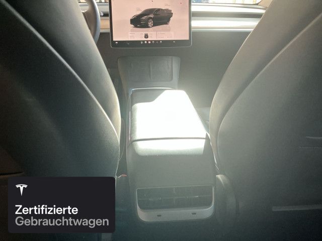 Tesla Model Y Long Range AWD foto 13