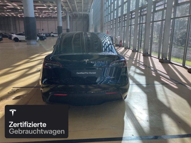 Tesla Model Y Long Range AWD foto 6