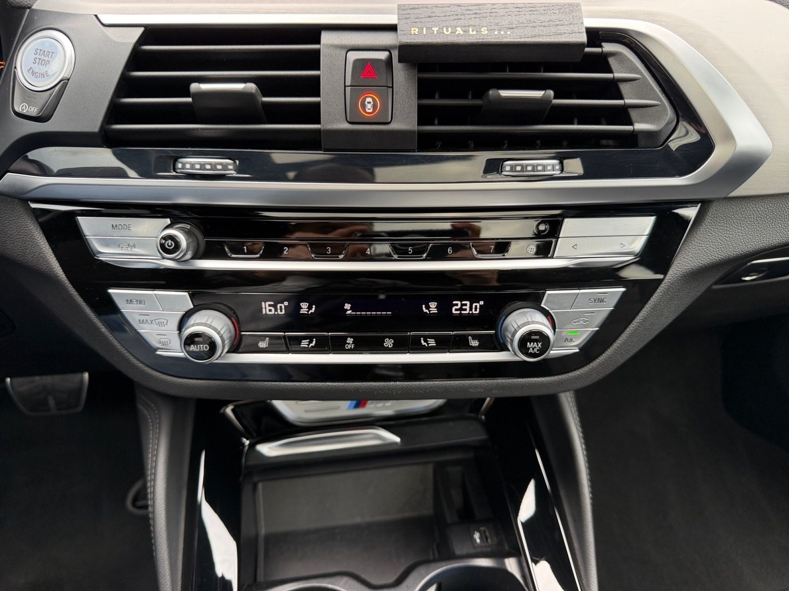 BMW X4 M40 d Kamera LED Panorama ACC foto 14