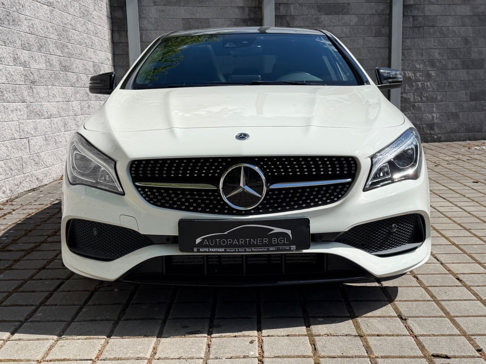 Mercedes-Benz CLA 200 Coupe AMG Pano ACC AHK NightP. foto 2