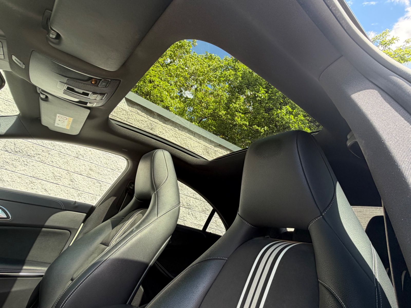Mercedes-Benz CLA 200 Coupe AMG Pano ACC AHK NightP. foto 19