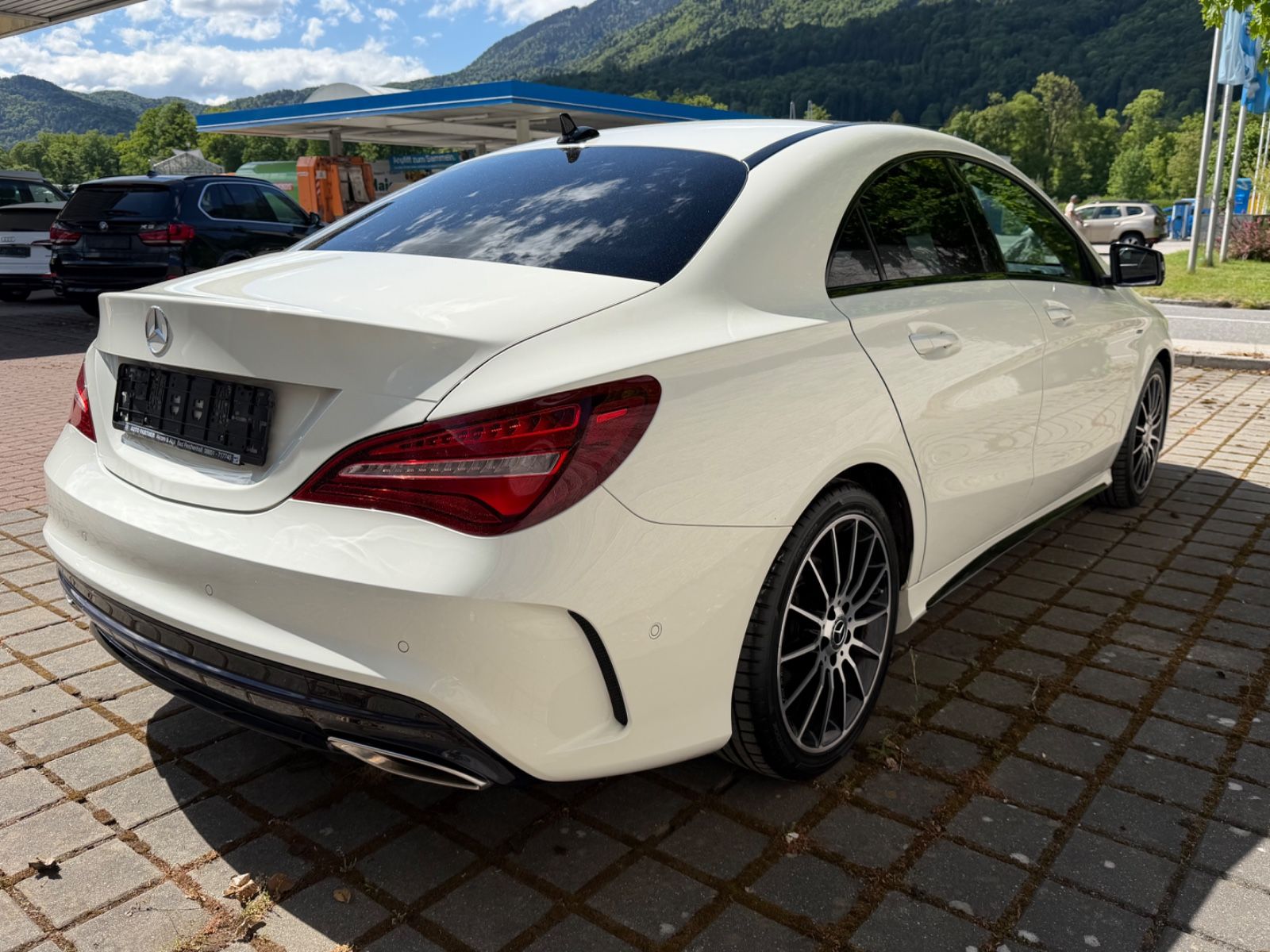 Mercedes-Benz CLA 200 Coupe AMG Pano ACC AHK NightP. foto 6
