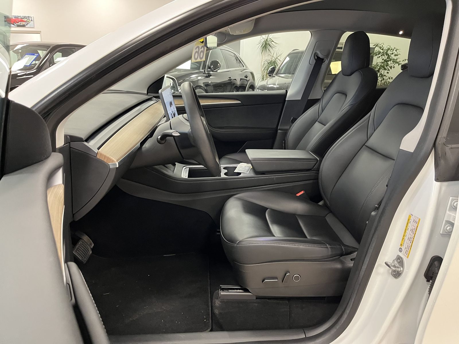 Tesla Model Y Maximale Reichweite Dual AWD ACC Pano  foto 13
